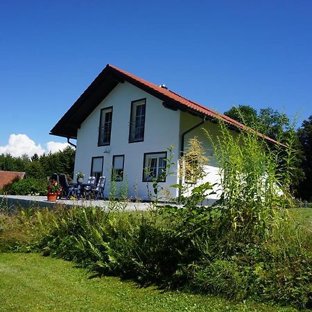 Ferienhaus Englburg In Absolut Ruhiger Lage Tittling Exterior photo